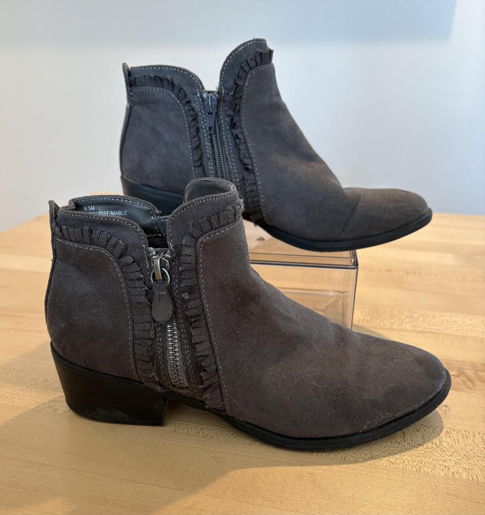 MIA Boots Womens Size 6.5 Gray Mable Ankle Booties Side Zip Fringe Faux Suede
